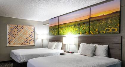 Days Inn by Wyndham Central San Antonio NW Medical Center