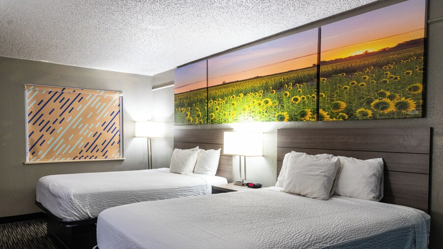 Days Inn by Wyndham Central San Antonio NW Medical Center