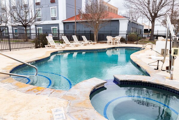 Alberca al aire libre 