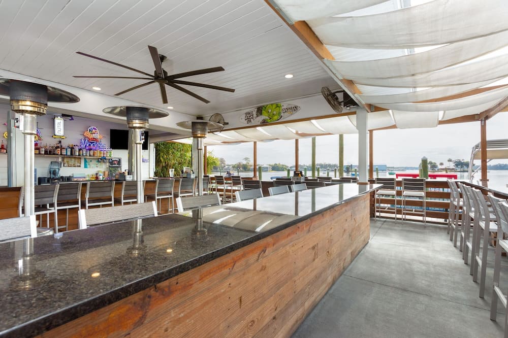 PaddleTail Waterfront Lodge, Trademark Collection by Wyndham