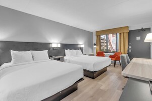 Ropa de cama de alta calidad y escritorio 