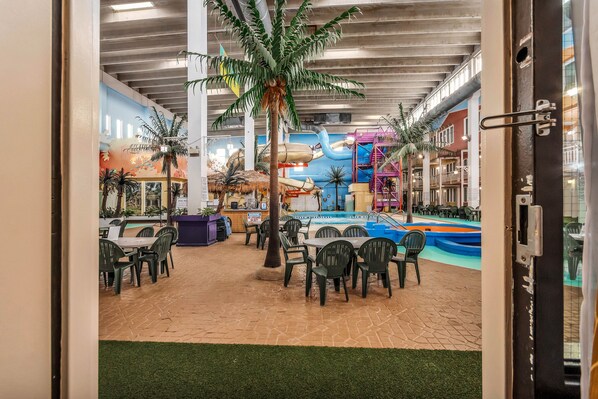 Poolside bar