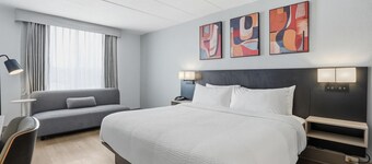 Seven Oaks Hotel Regina, SureStay Collection by Best Western