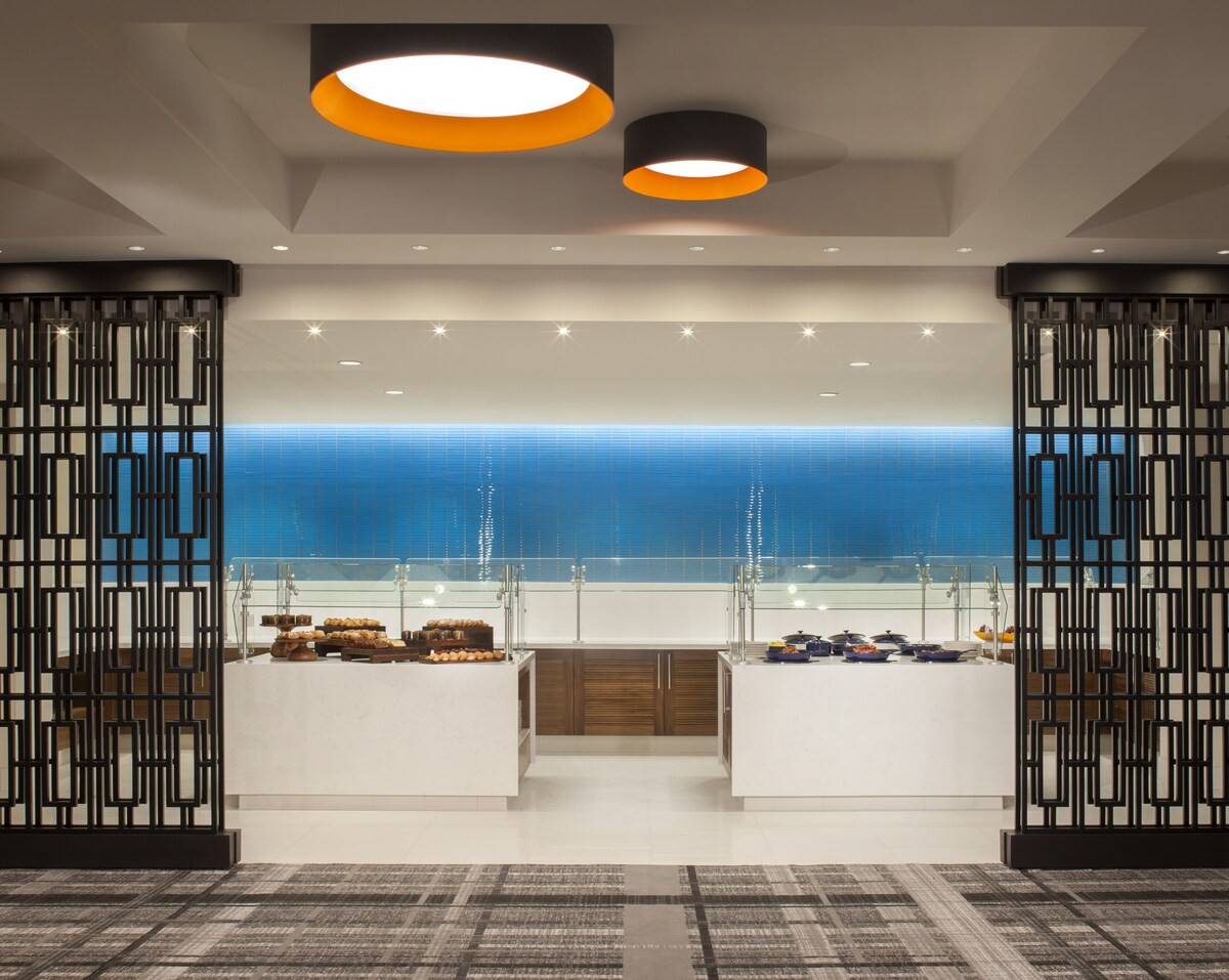 hotel hyatt regency los angeles international airport