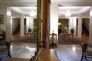 Interior detail - HG Hotel Cappelli (Montecatini Terme)