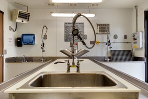 Property amenity - Fireside Inn & Suites (Devils Lake)