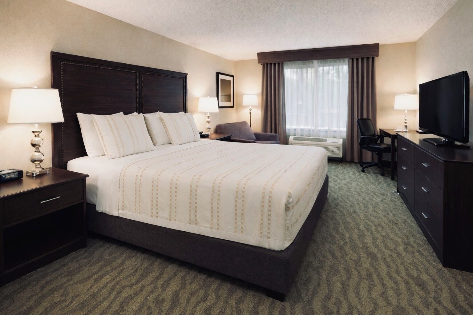 룸, 킹사이즈침대 1개, 금연 | 고급 침구, 오리/거위털 이불, 객실 내 금고, 책상