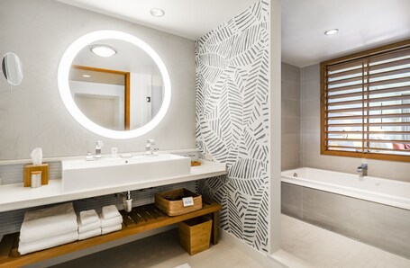 Eden Roc Miami Beach - Image 23