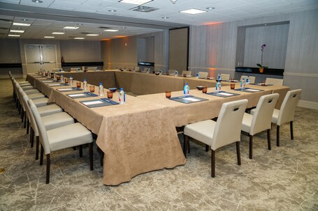 Eden Roc Miami Beach - Image 27