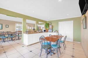 Desayuno para llevar gratuito y diario