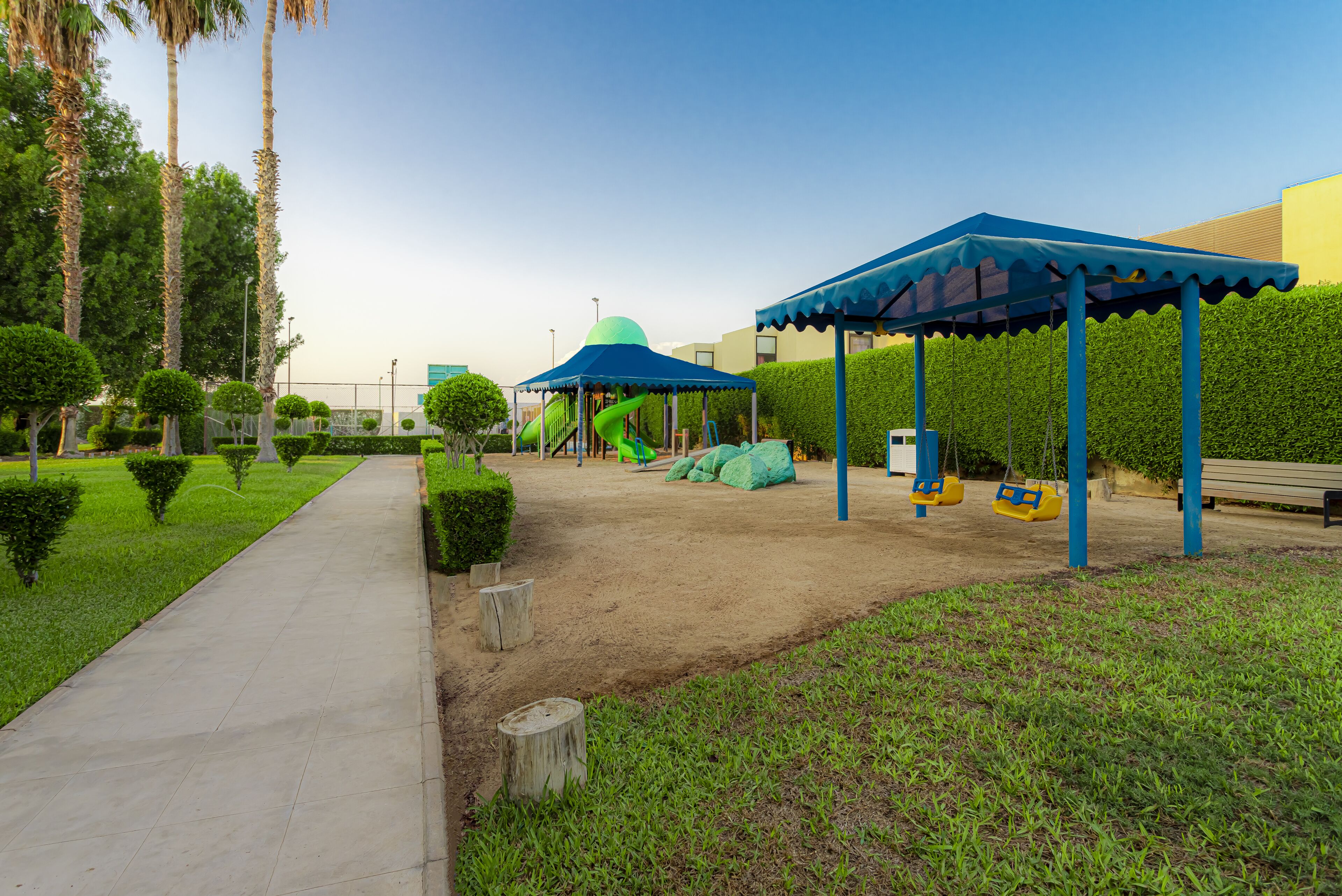 children’s play area – outdoor