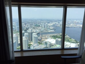 Suite, no fumadores (Club Floor, Japanese style) | Caja fuerte, escritorio, cortinas opacas y sistema de insonorización