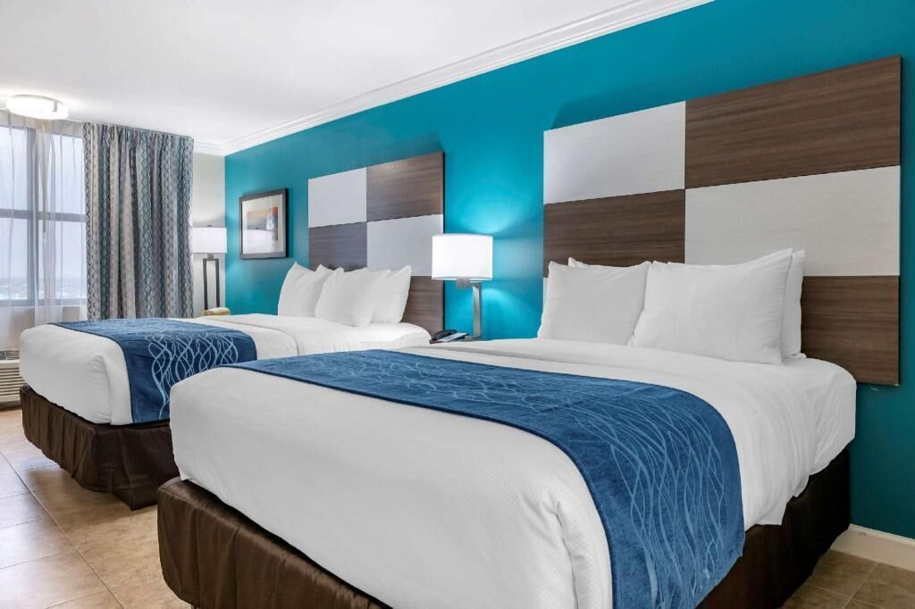 Egyptian cotton sheets, premium bedding, pillow-top beds, desk