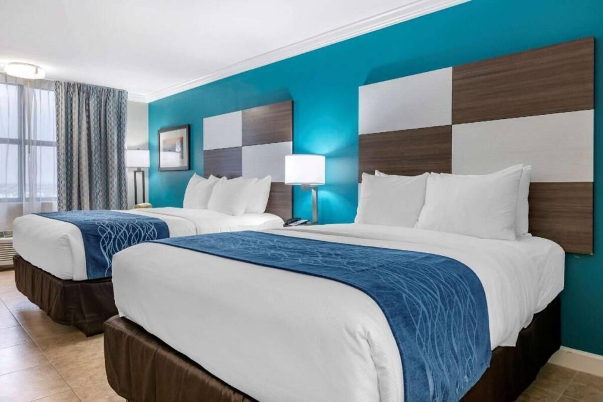 Egyptian cotton sheets, premium bedding, pillow-top beds, desk