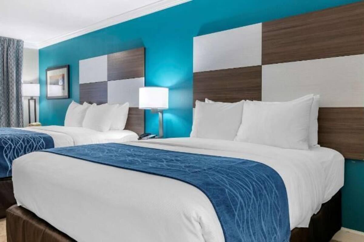 Egyptian cotton sheets, premium bedding, pillow-top beds, desk