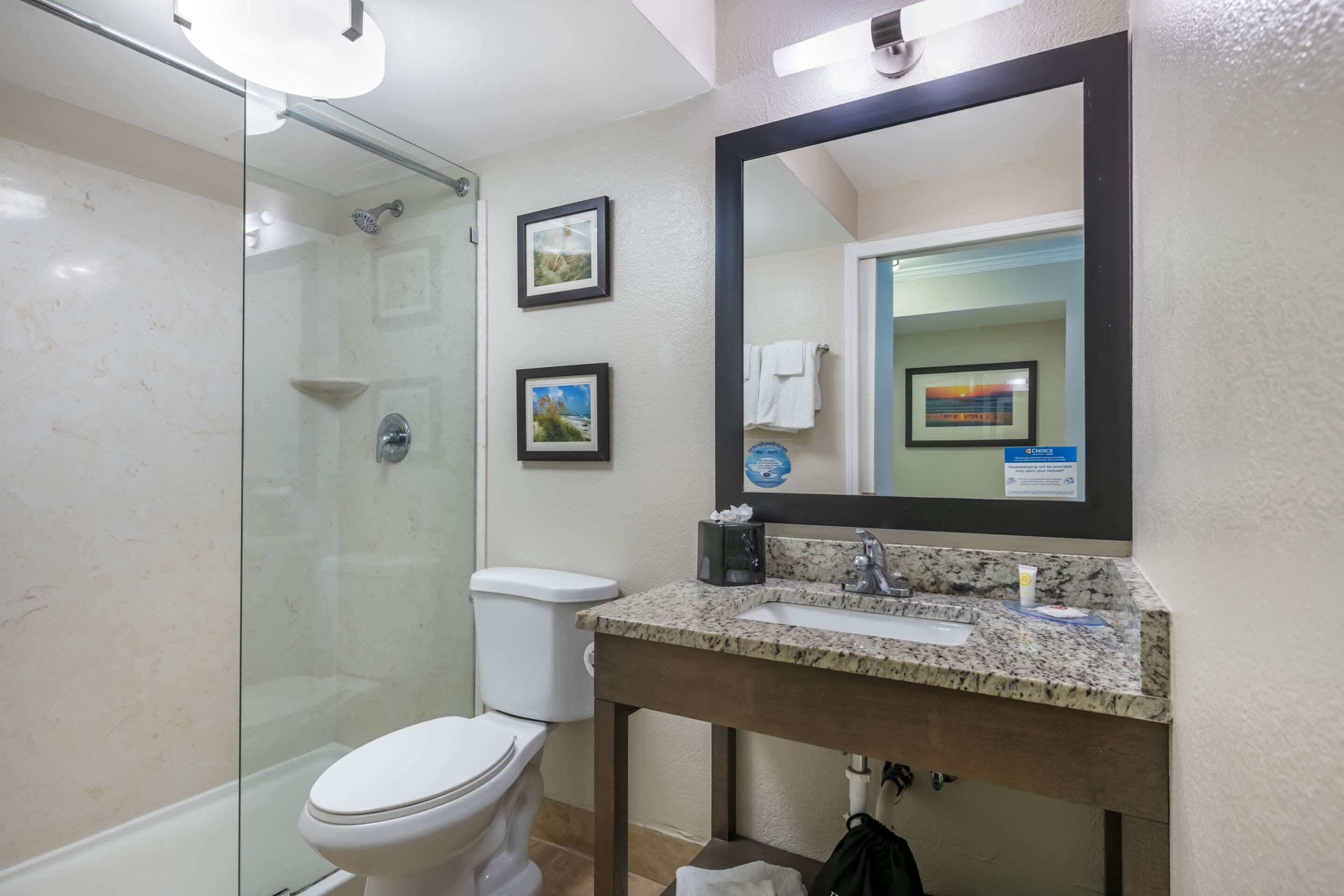 1 bedroom, egyptian cotton sheets, premium bedding, pillow-top beds