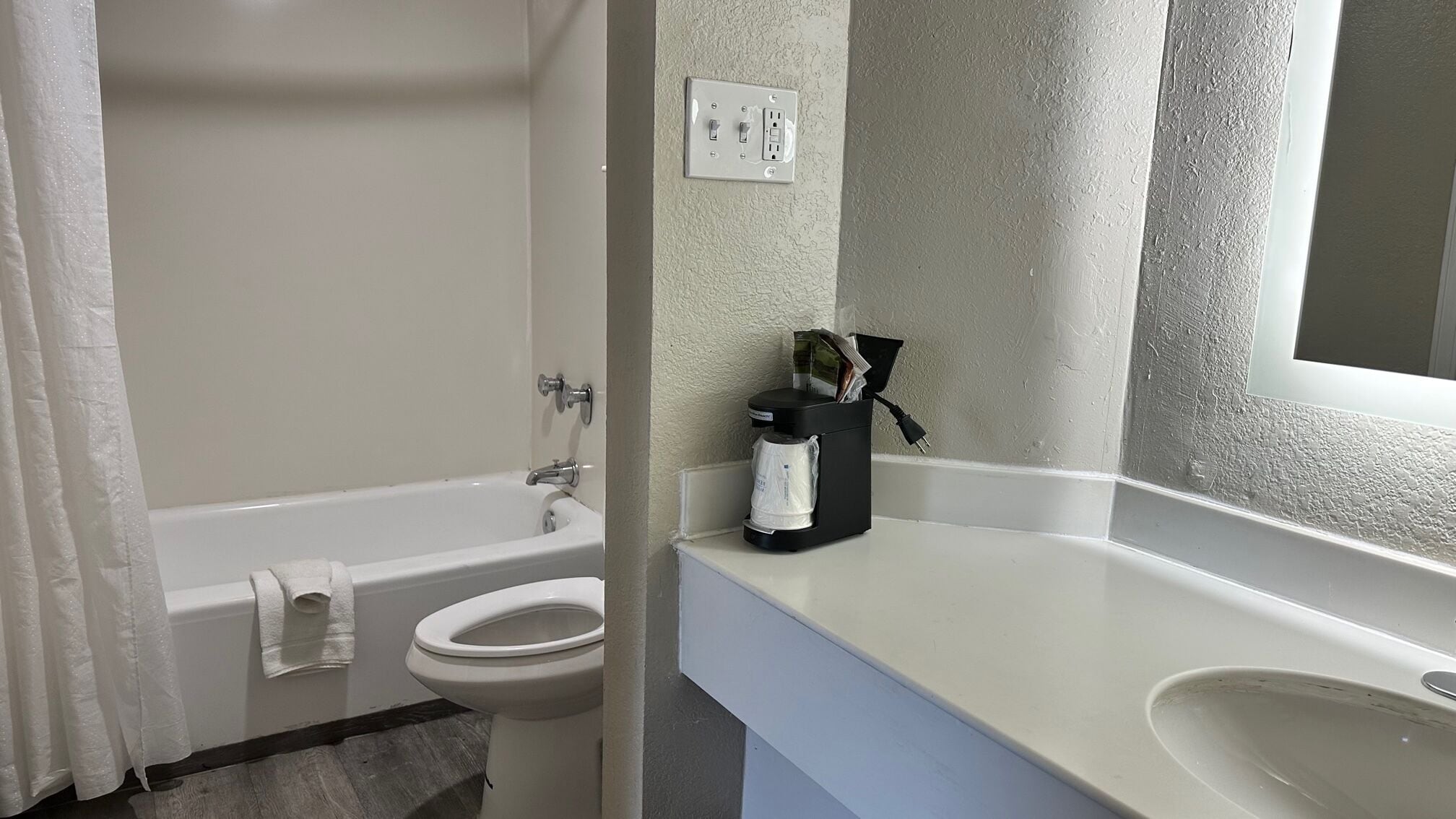 Foto - Days Inn by Wyndham San Diego Vista