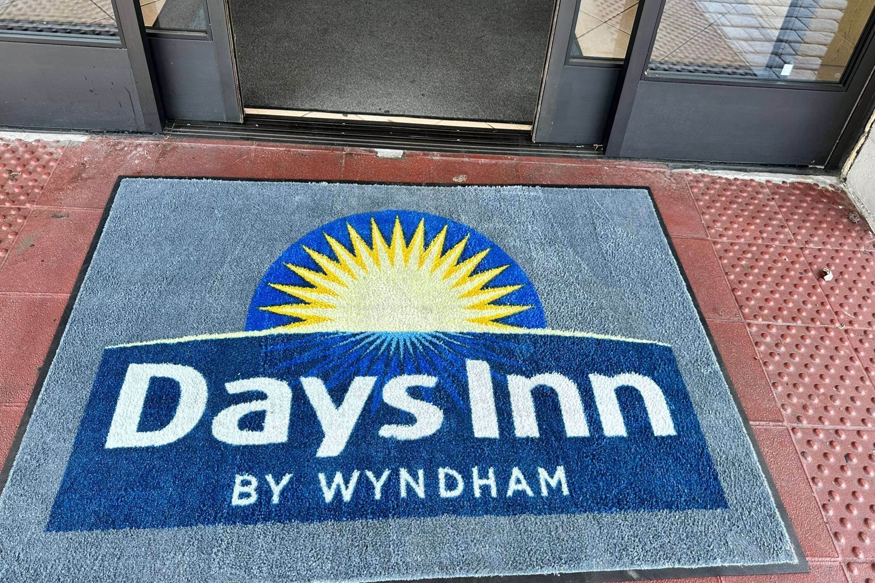 Foto - Days Inn by Wyndham San Diego Vista