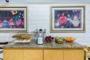 Petit déjeuner continental compris