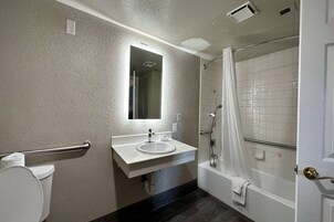 Baño para personas con discapacidad