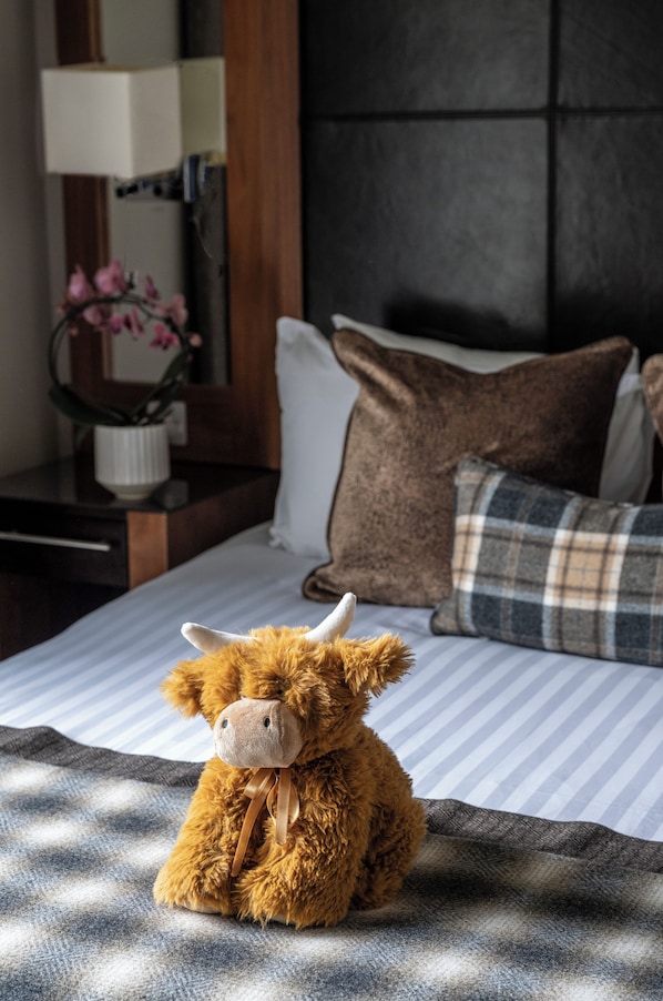 Premium bedding, in-room safe, individually decorated - Norton House Hotel & Spa (Newbridge)