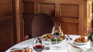 Couples’ dining