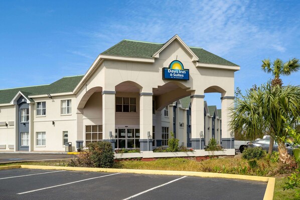 Exterior - Days Inn by Wyndham Panama City (Panama City)