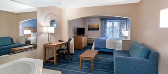 Days Inn by Wyndham Panama City