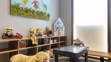 Children’s play area – indoor