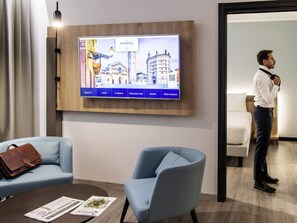 Junior Suite, 1 King Bed with Sofa bed