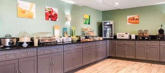 Quality Inn & Suites Miamisburg - Dayton South
