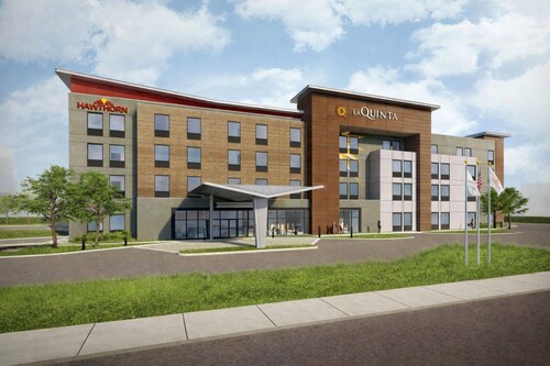 La Quinta Inn & Suites by Wyndham Miamisburg Dayton South