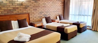 Golden Grain Motor Inn