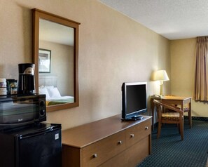Doppelzimmer, 2 Queen-Betten, Nichtraucher | Hochwertige Bettwaren, Schreibtisch, schallisolierte Zimmer