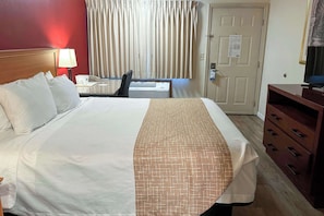 Room, 1 Queen Bed, Accessible, Non Smoking | Desk, iron/ironing board, free WiFi, bed sheets