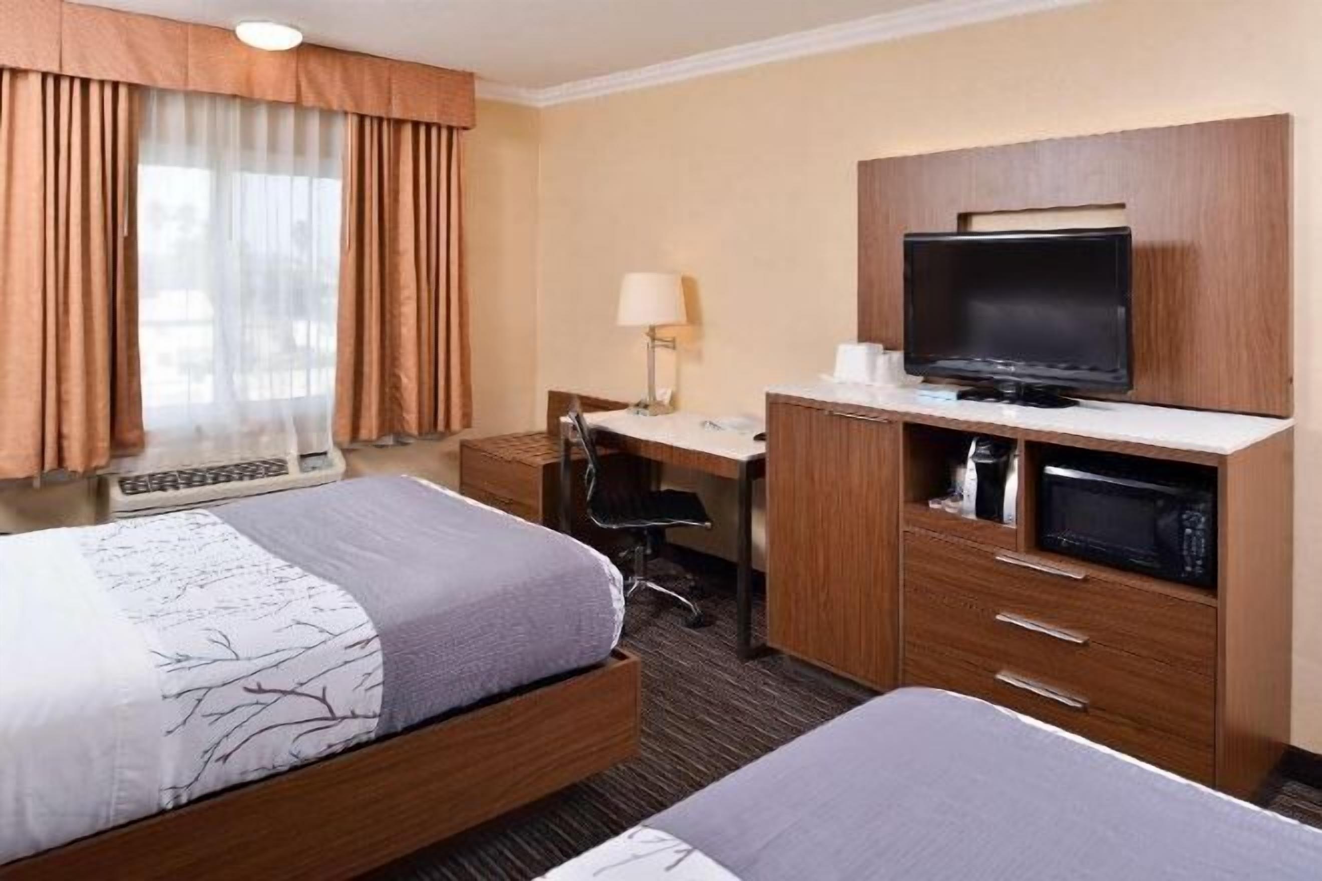 In-room safe, desk, laptop workspace, iron/ironing board