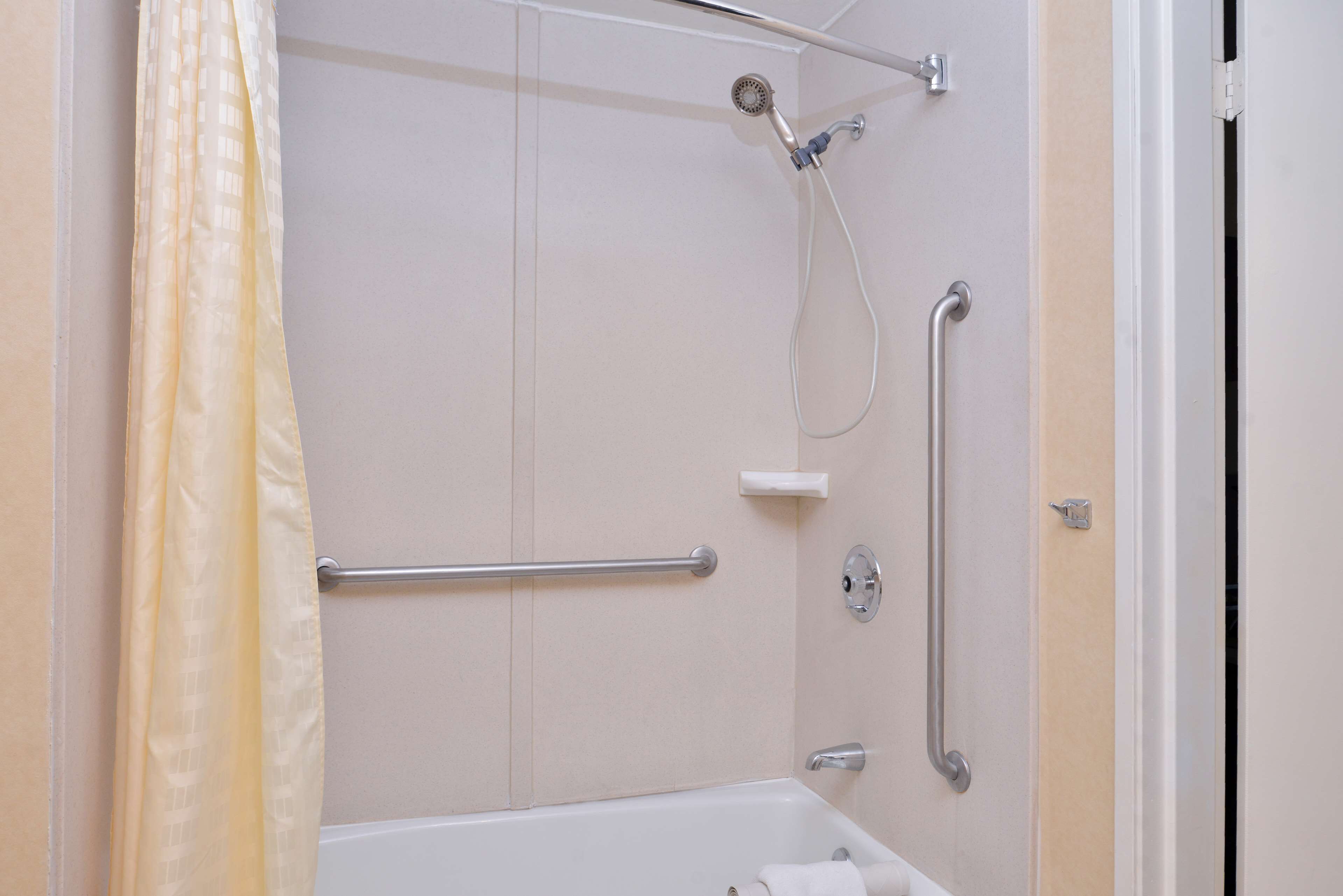 Photo - Best Western Airpark Hotel - Los Angeles LAX Airport