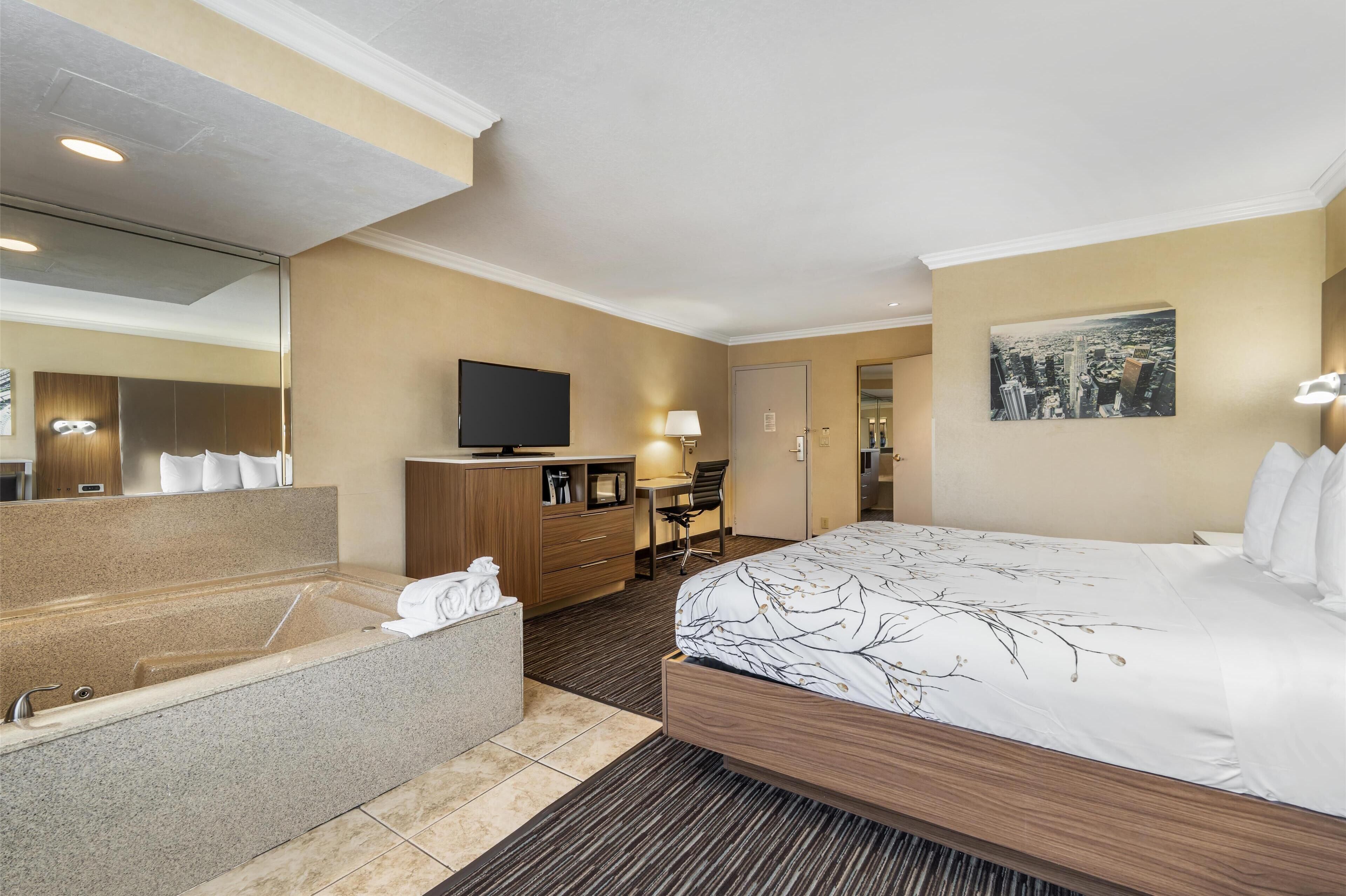 Photo - Best Western Airpark Hotel - LAX Airport LA Stadium