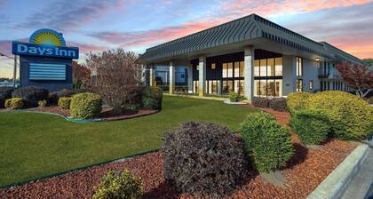 Days Inn by Wyndham Florence/I-95 North