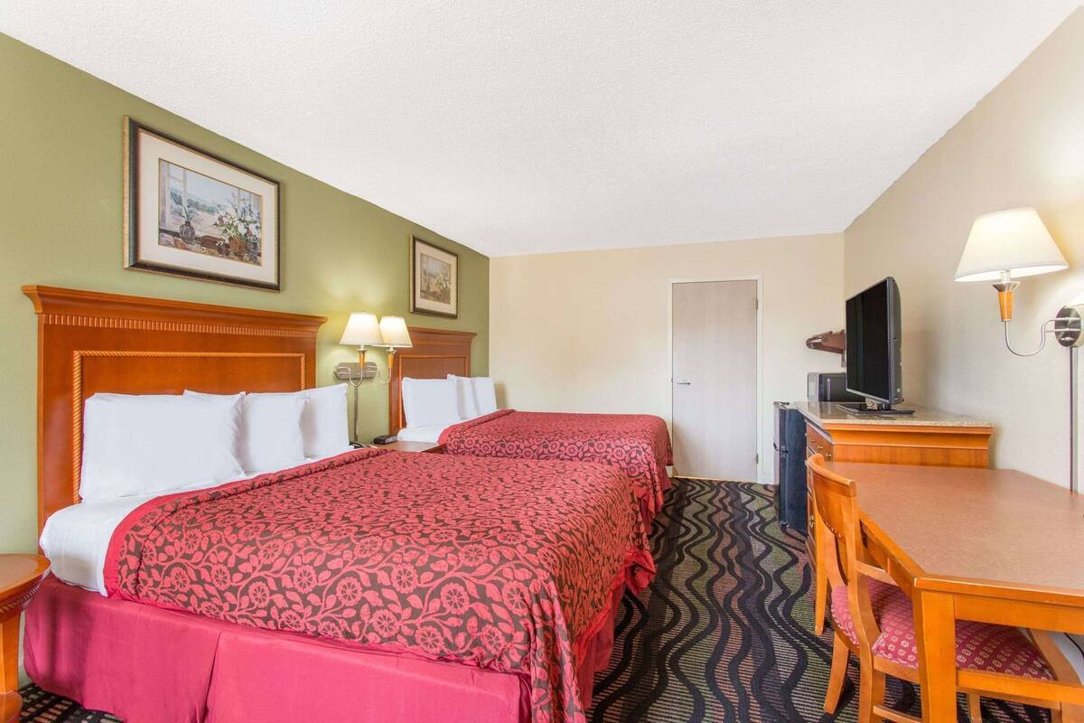 Desk, iron/ironing board, free cribs/infant beds, free WiFi
