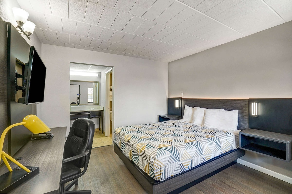 Escrivaninha, espaço de trabalho para notebook