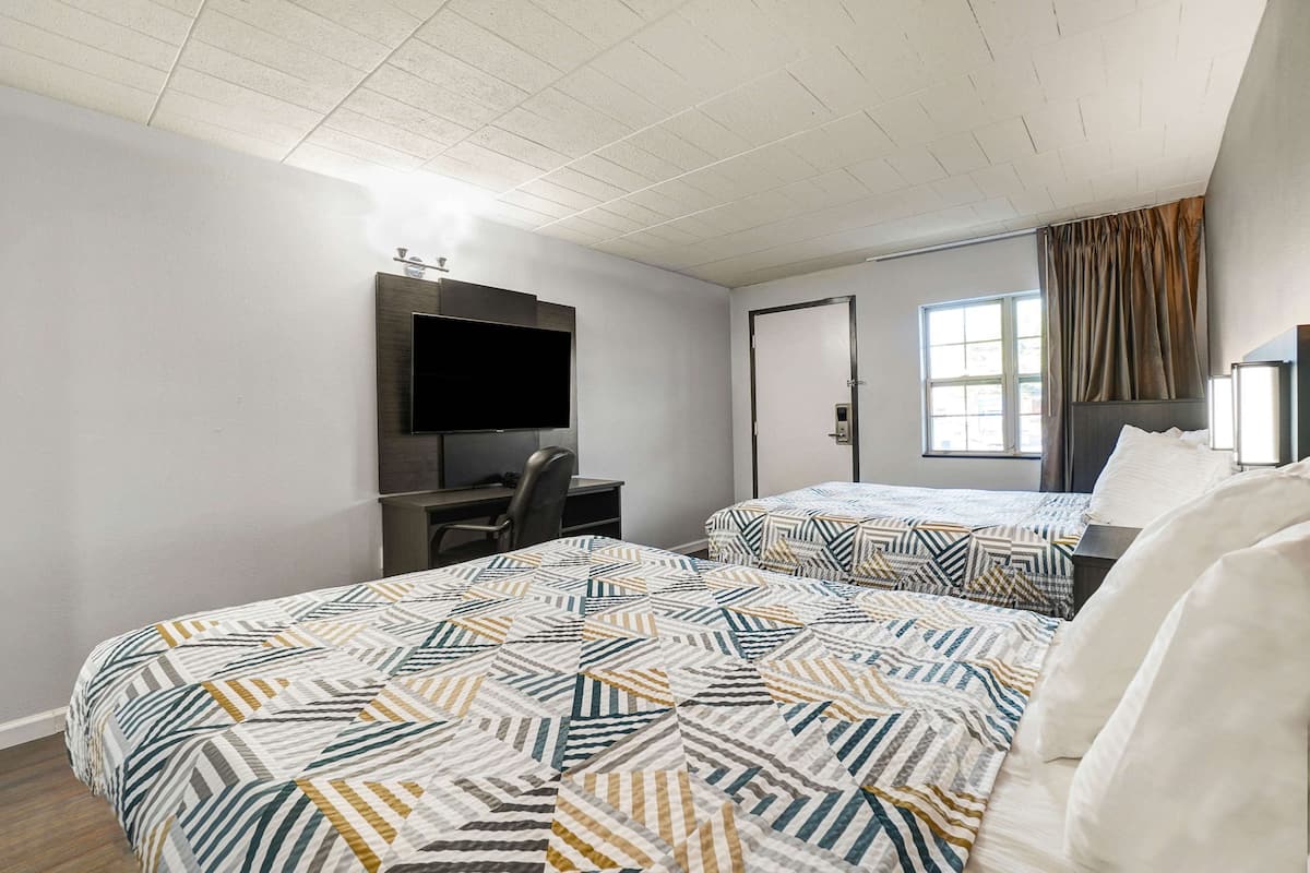 Standard Room, 2 Double Beds, Accessible, Non Smoking | Desk, laptop workspace, iron/ironing board, free WiFi