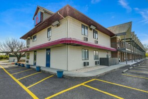 Exterior - Motel 6 Carlisle, PA - Cumberland Valley (Carlisle)