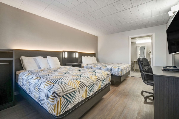Standard Room, 2 Double Beds, Accessible, Non Smoking | Desk, laptop workspace, iron/ironing board (on request), WiFi (free)