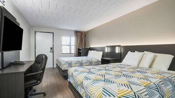 Desk, laptop workspace, iron/ironing board, free WiFi