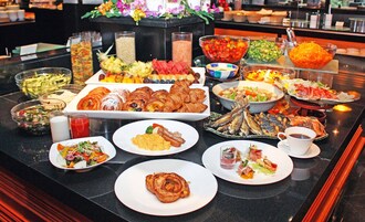 Desayuno buffet todos los días (con cargo)