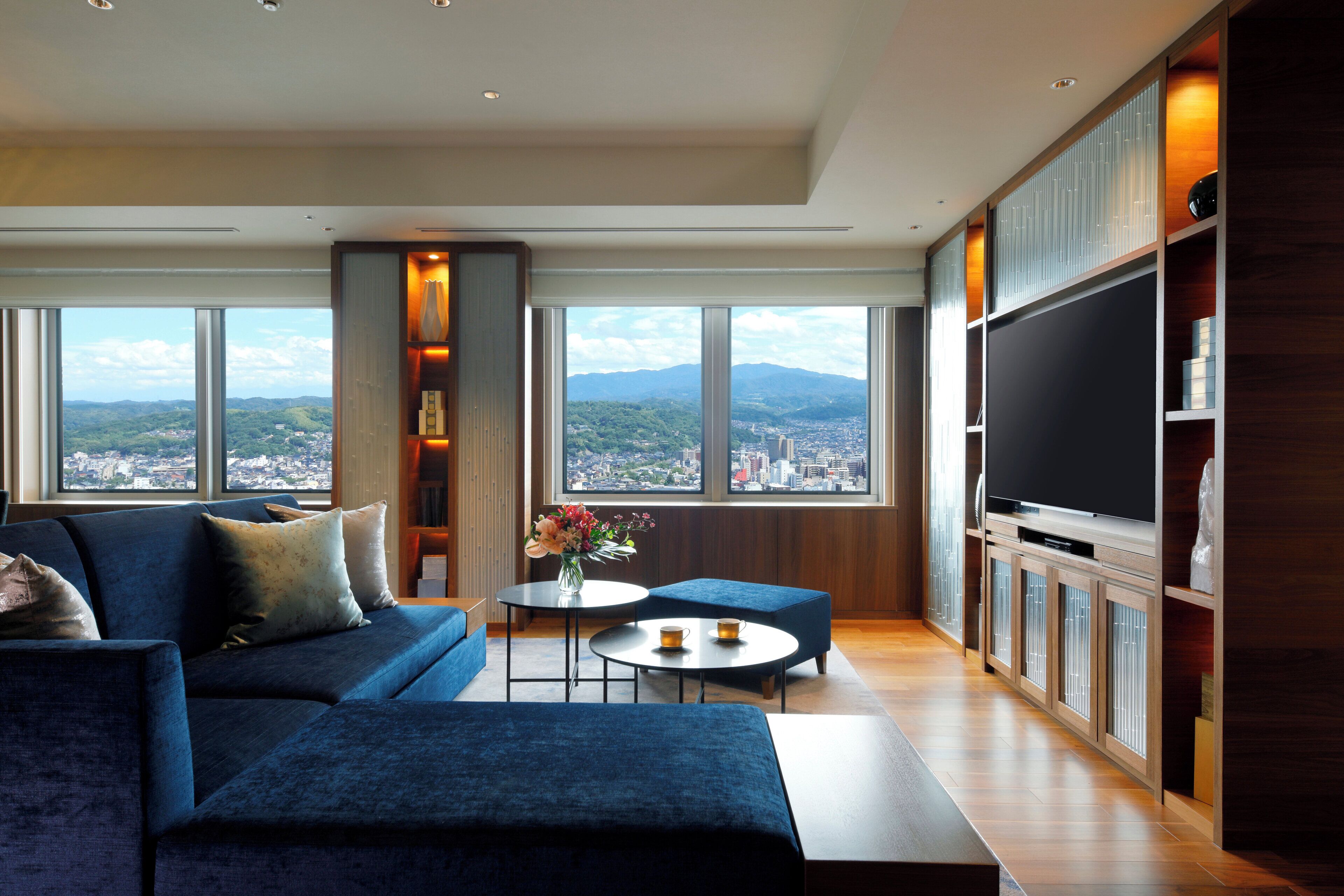 In-room safe, desk, free WiFi, bed sheets