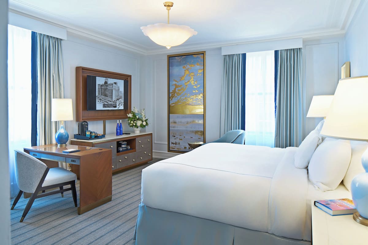 Deluxe Room, 1 King Bed