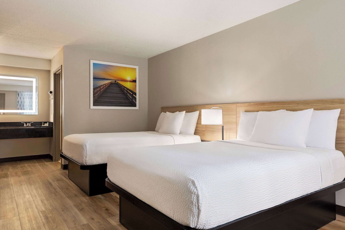 Room, 2 Double Beds, Non Smoking (2nd Floor) | Blackout drapes, iron/ironing board, free cribs/infant beds