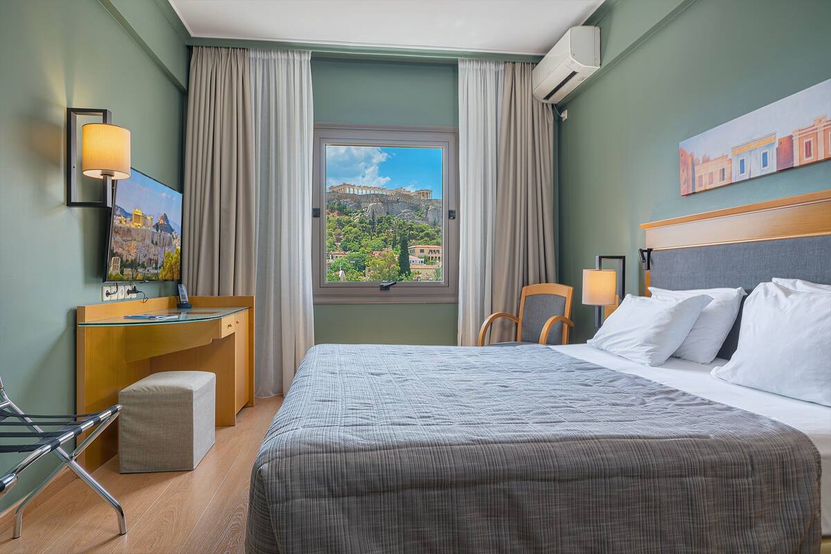 Deluxe Room, Acropolis View | In-room safe, desk, blackout drapes, soundproofing